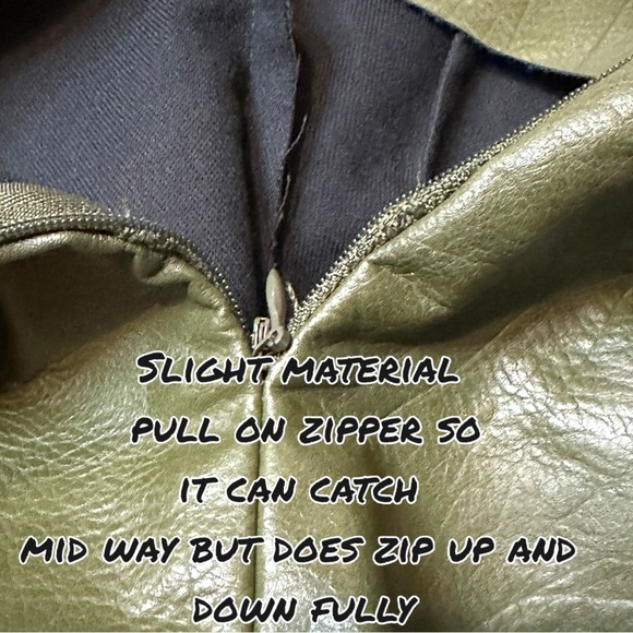 Forever 21 Faux Leather Cross Body Skort in Forest Green. Size 27 - Picture 9 of 9